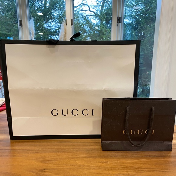 Authentic GUCCI Shopping bags - Picture 2 of 2